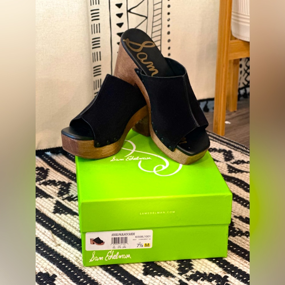 Brand New Sam Edelman size 7.5 black suede shoes/clogs open toe wedge